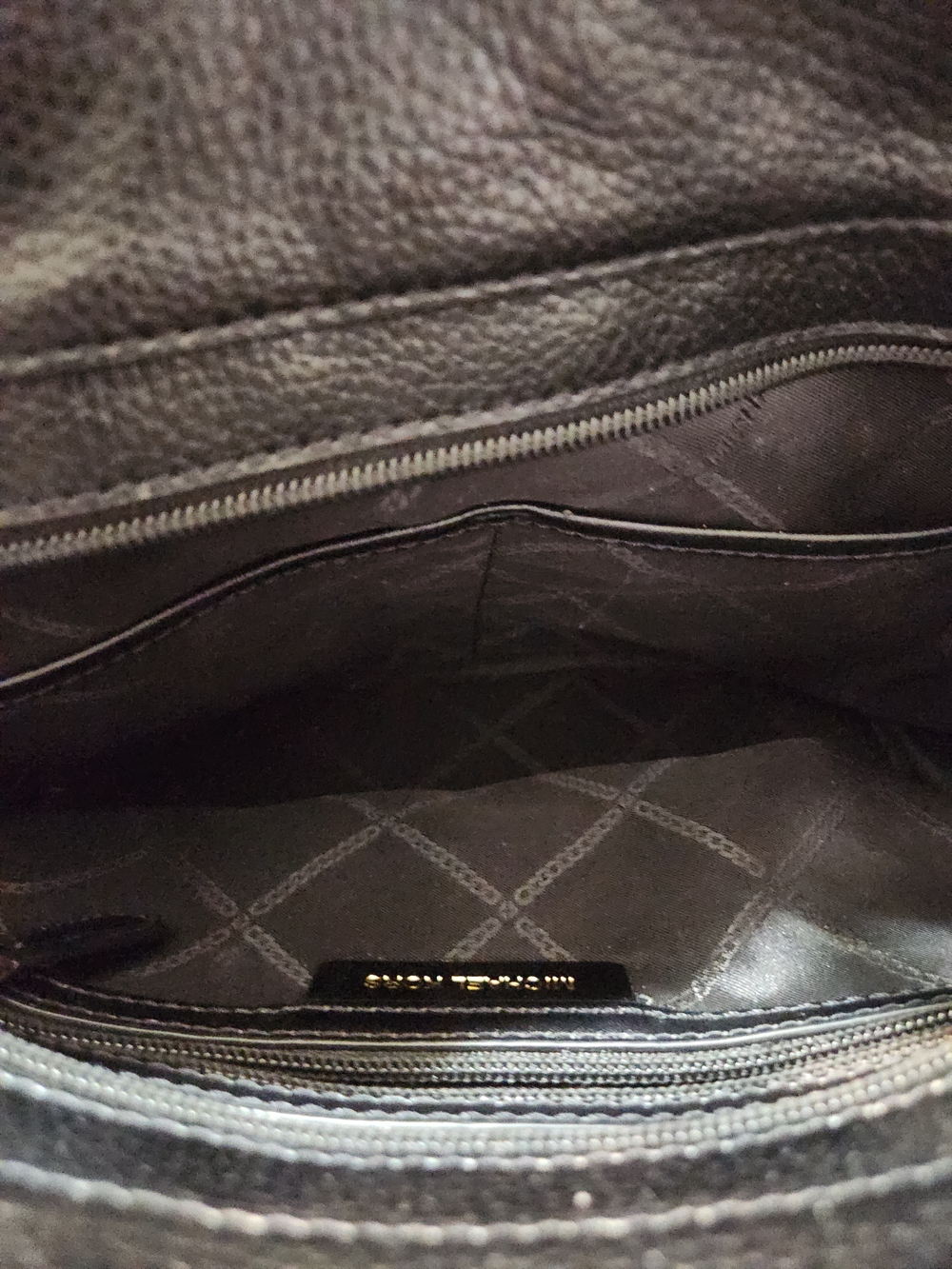 Michael Kors Black Pebbled Leather Tote Bag - Picture 4 of 8